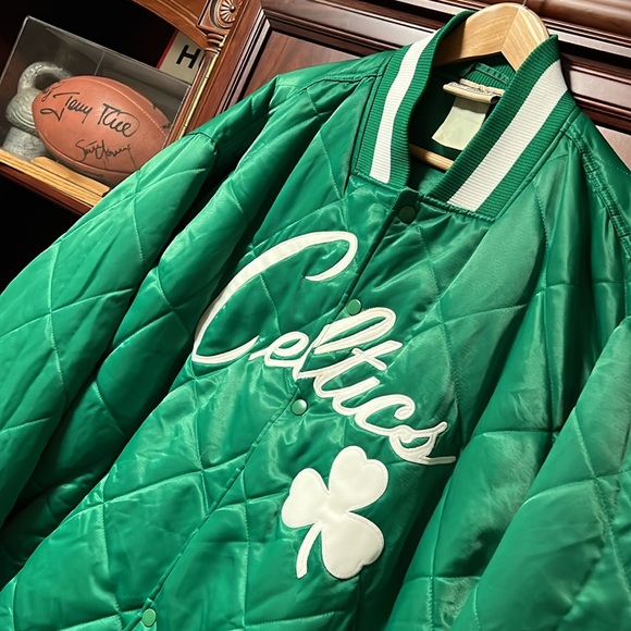 Hardwood Classics NBA Champions Boston Celtics Vintage Bomber Jacket 100% Nylon - Picture 2 of 8